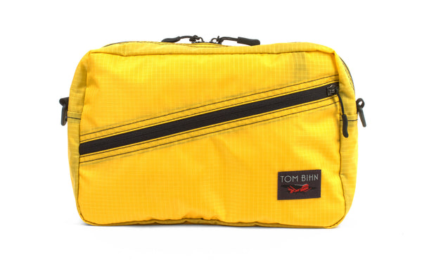 A Packing Cube Shoulder Bag in Marigold (yellow with light yellow grid) 210 Cerylon